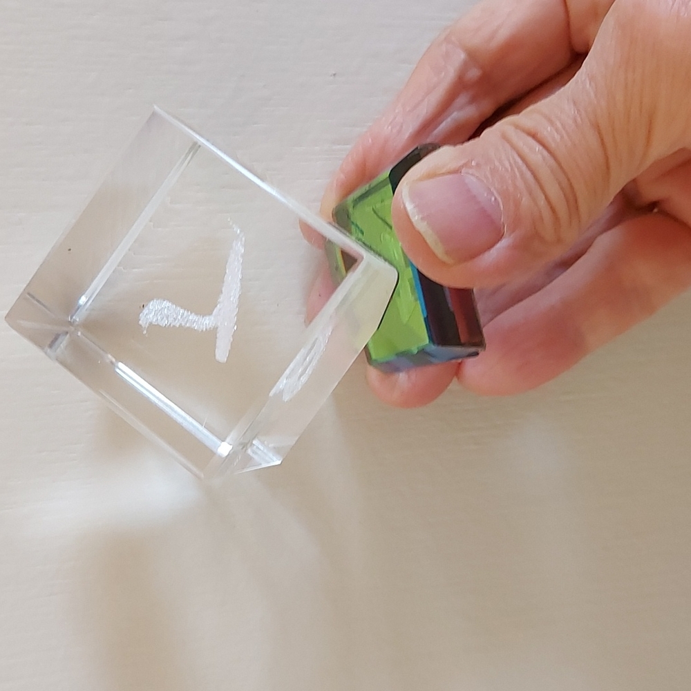 Paperweights, no brand,transparent, snake picture inside,1.5" square